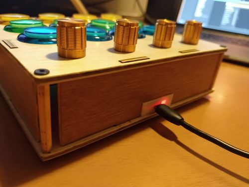 A closeup of the finished Midi controller with the USB cable attached